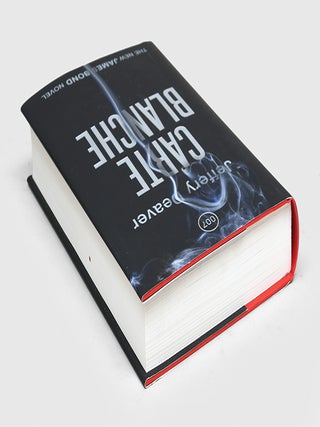 Carte Blanche. A James Bond Novel.