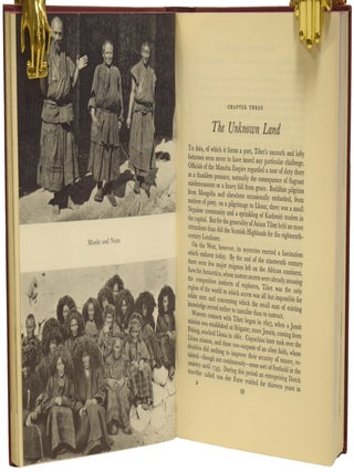 Bayonets to Lhasa. The First Full Account of the British Invasion of Tibet in 1904.